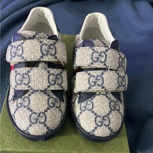 Gucci sneakers